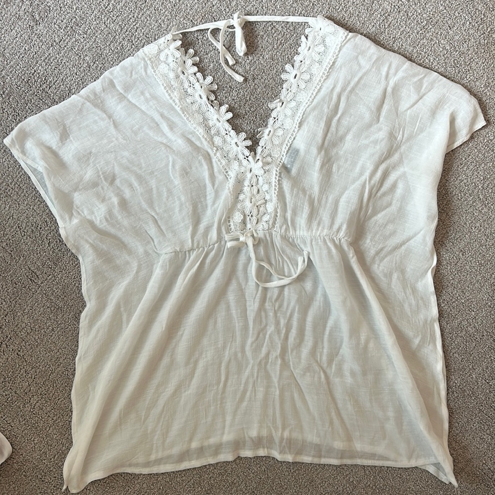 NEVER WORN shien swimsuit coverup